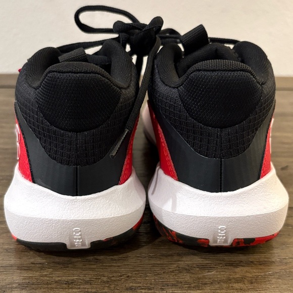 NEW [Under Armour] Lockdown 7 Black/Red/White Athletic Sneakers Shoes Youth 3.5 - Picture 8 of 12